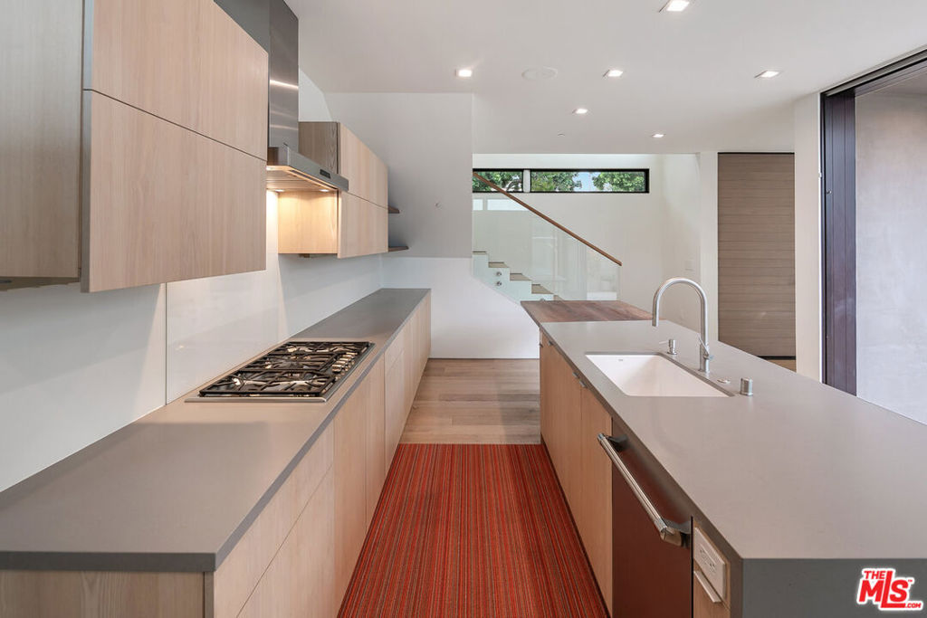 3104 7th Street