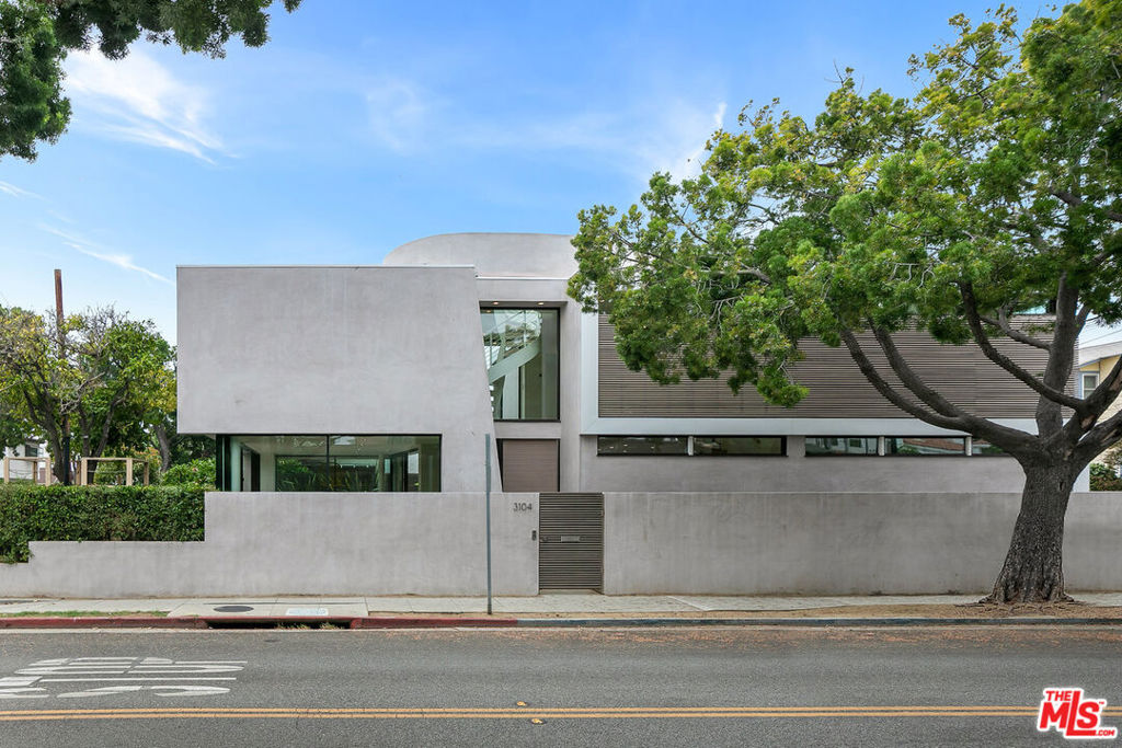 3104 7th Street