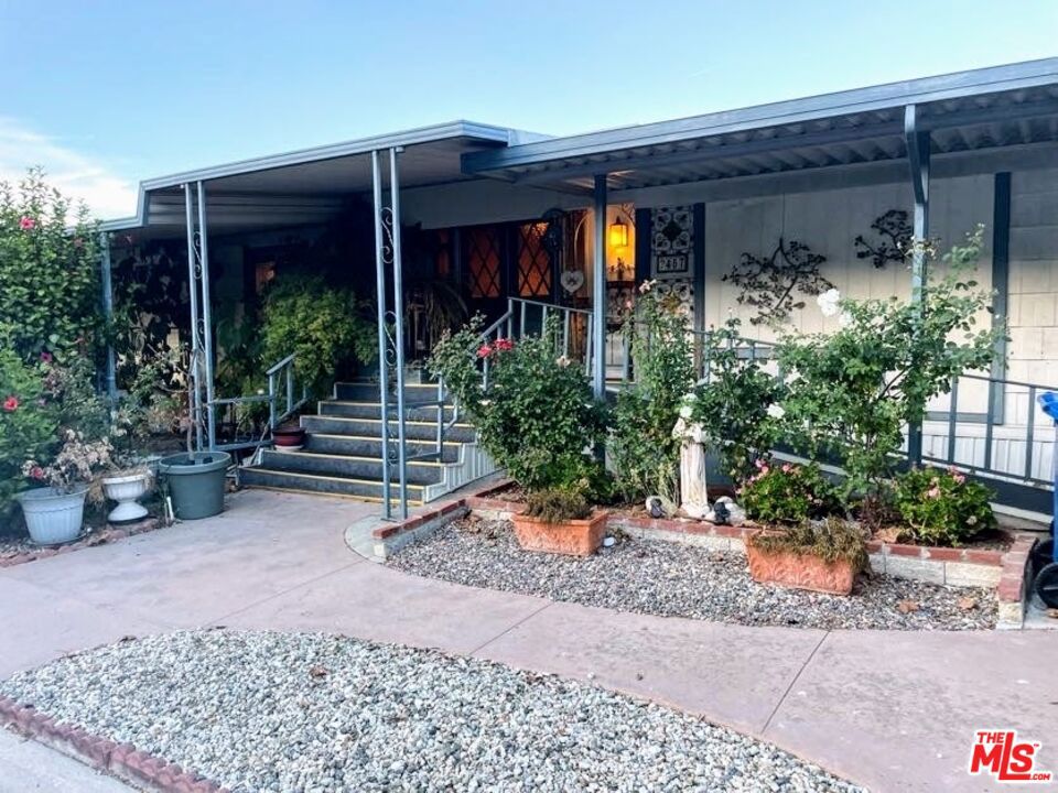 2457 Arapaho Avenue Unit: 131