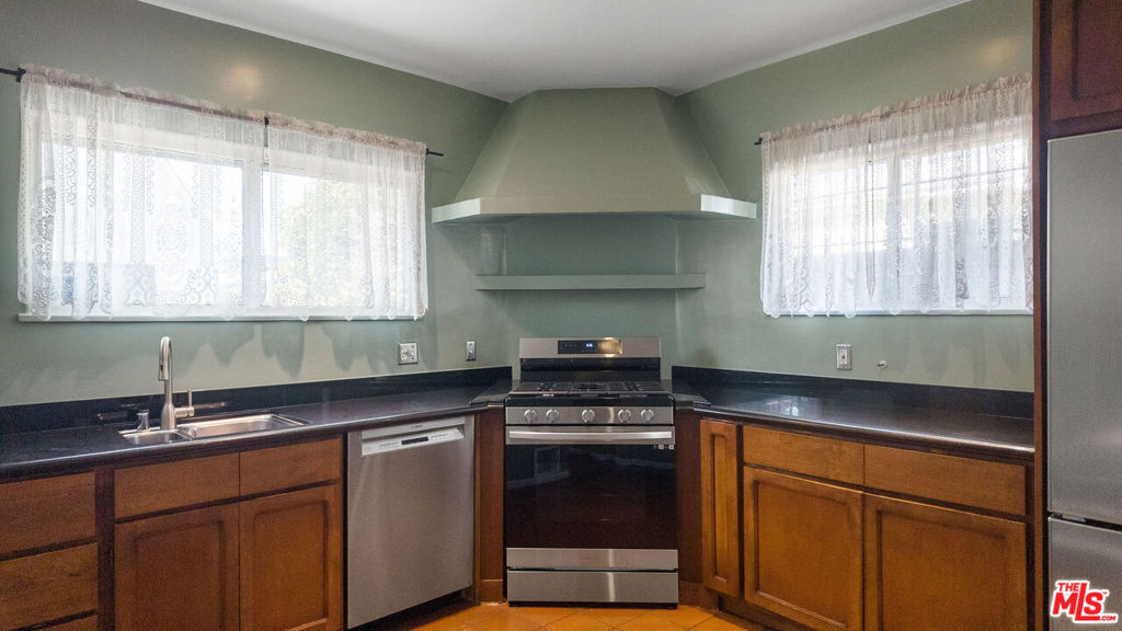 3838 Brunswick Avenue