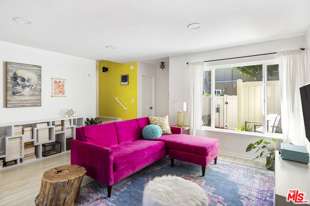 11138 Aqua Vista Street 61