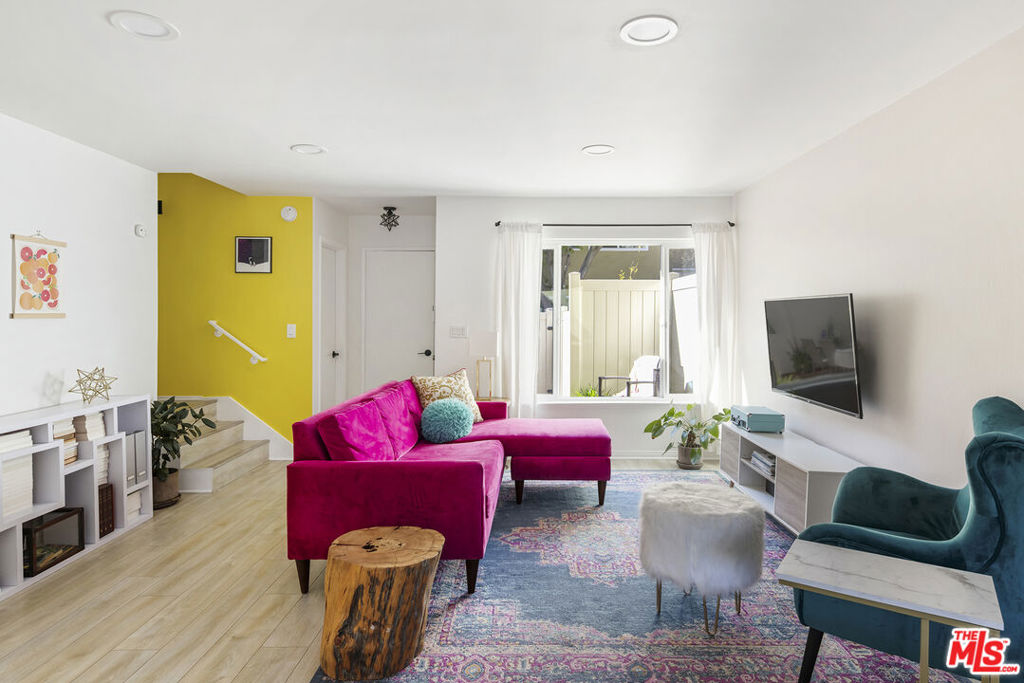 11138 Aqua Vista Street 61