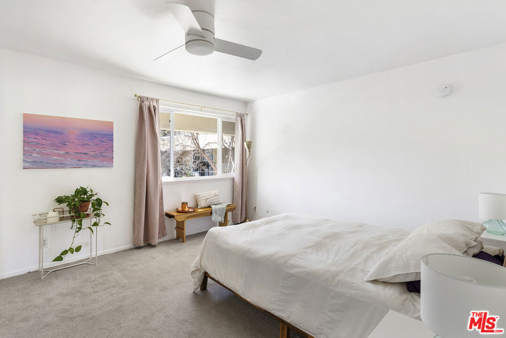 11138 Aqua Vista Street 61