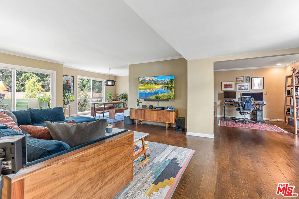 380 S Euclid Avenue 203