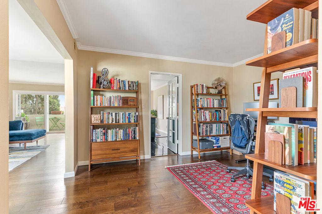 380 S Euclid Avenue 203