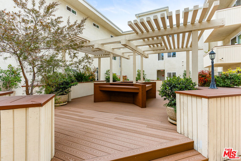 380 S Euclid Avenue 203