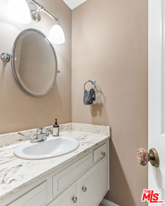 380 S Euclid Avenue 203