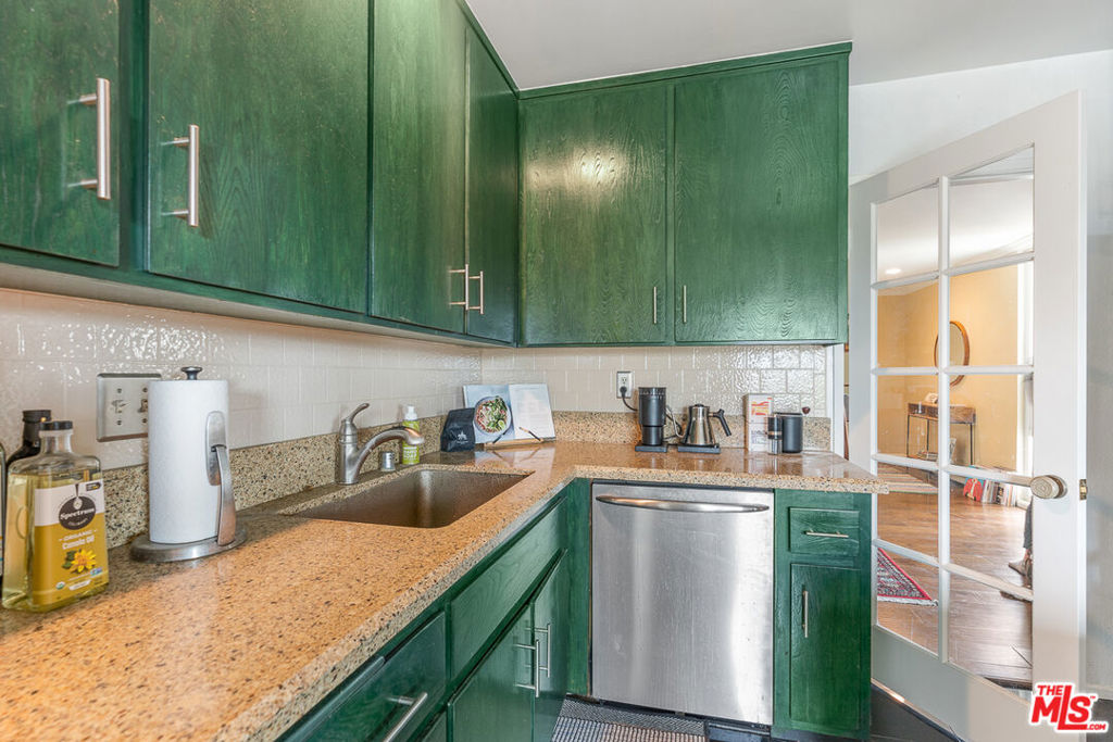 380 S Euclid Avenue 203