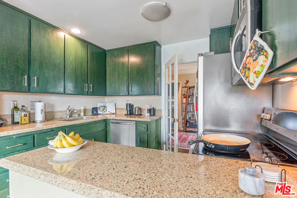 380 S Euclid Avenue 203