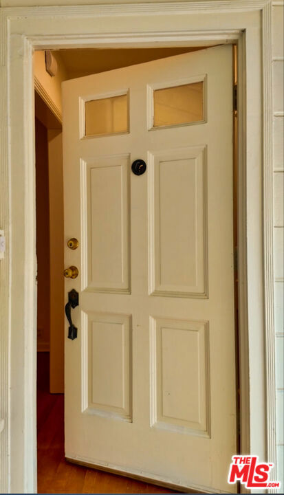 2444 Edgewater Terrace