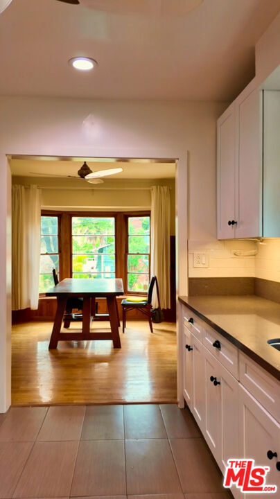 2444 Edgewater Terrace