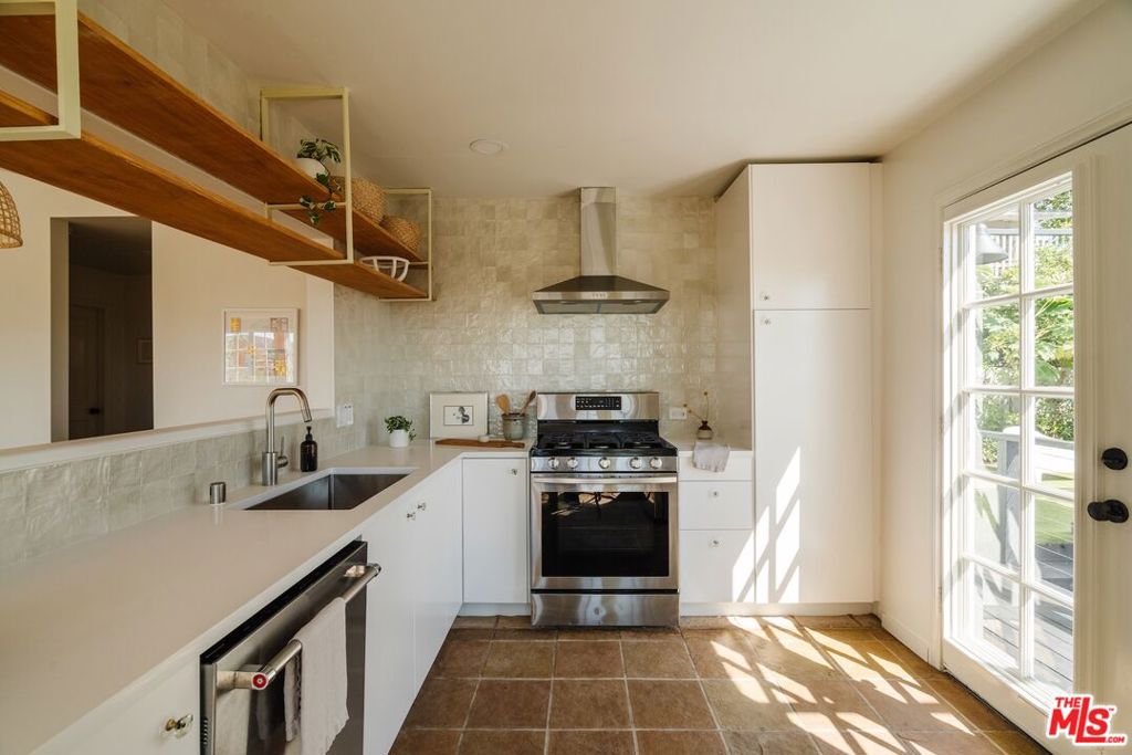 4016 Cumberland Avenue