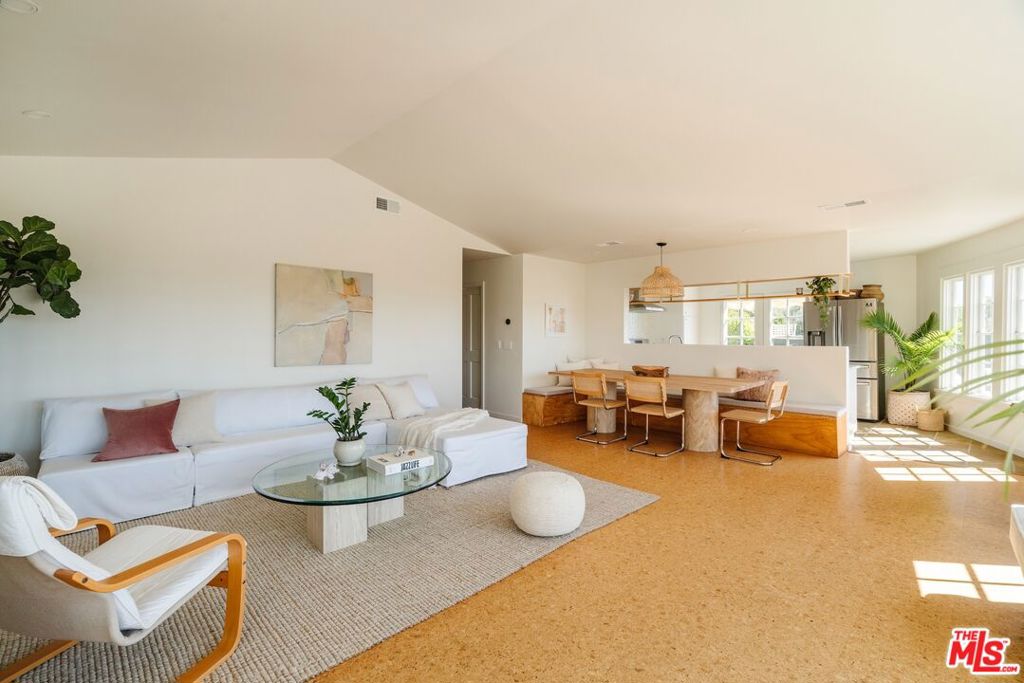 4016 Cumberland Avenue