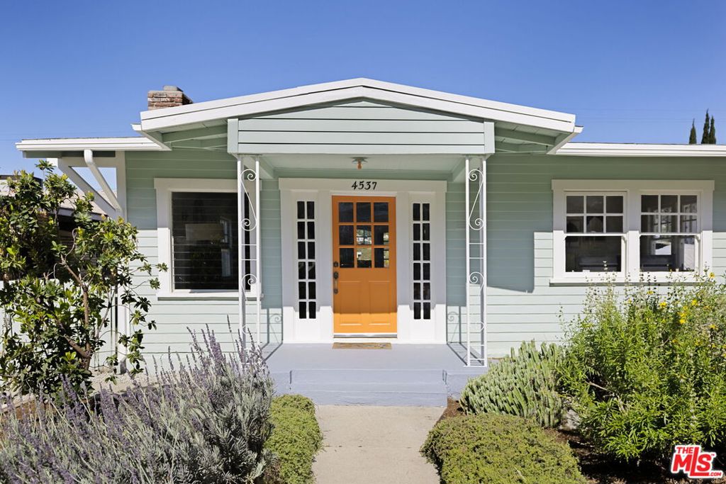 4537 Griffin Avenue