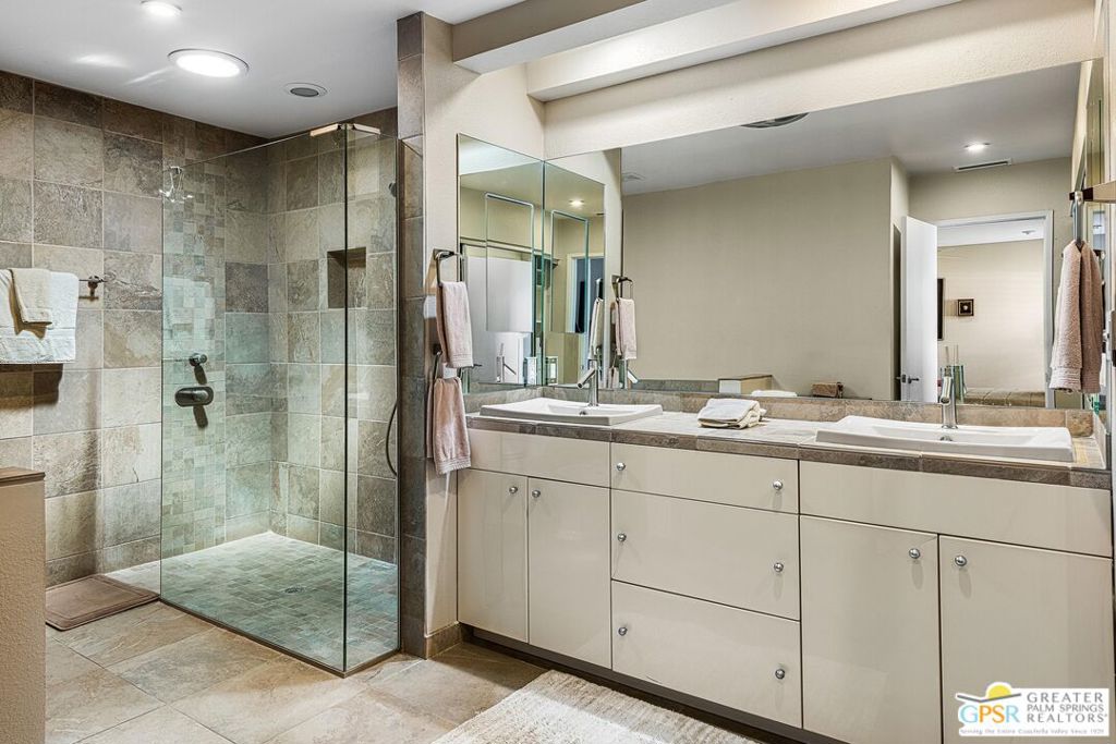 2332 Silver Oak Circle