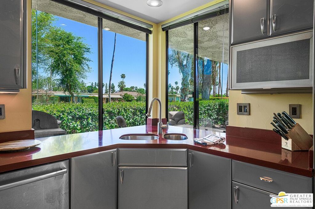 2332 Silver Oak Circle