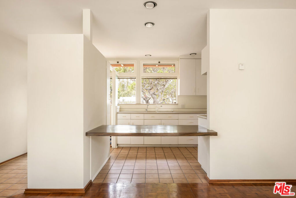 3520 Beethoven Street