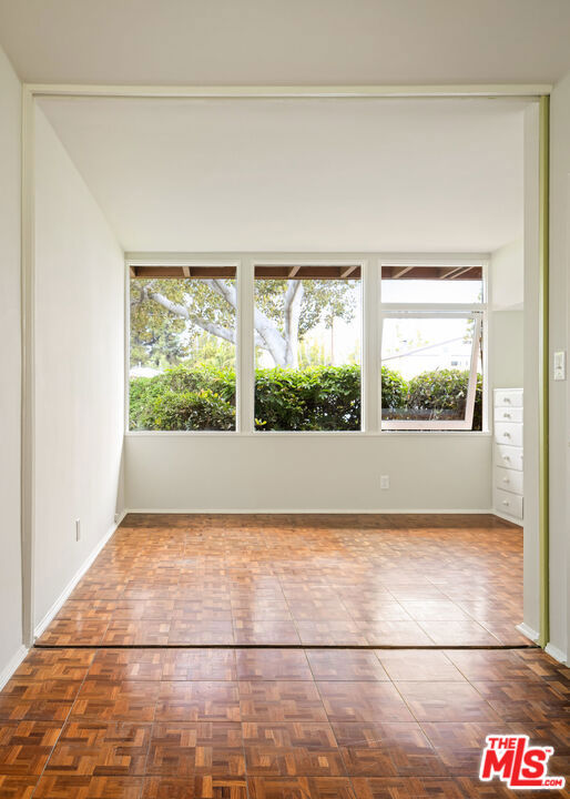 3520 Beethoven Street