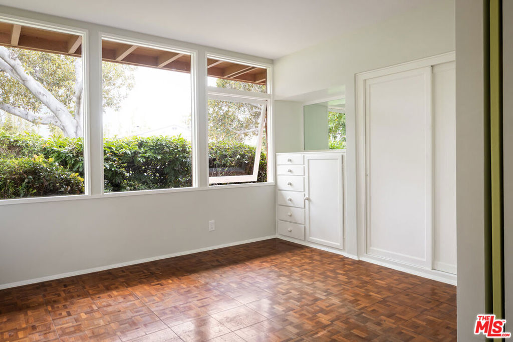 3520 Beethoven Street