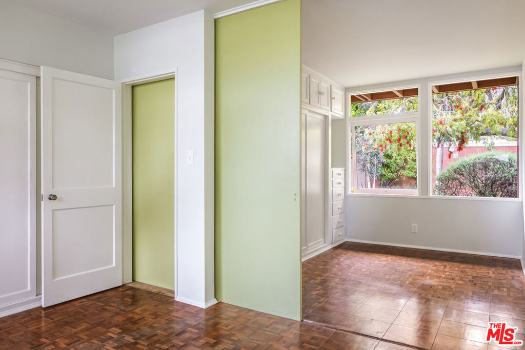 3520 Beethoven Street