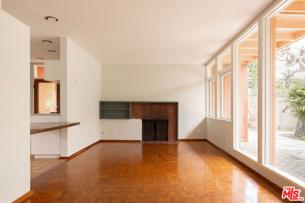 3520 Beethoven Street