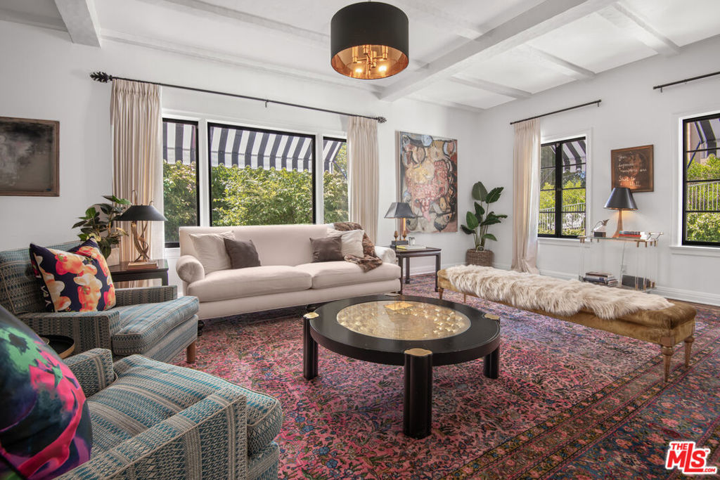 4803 Cromwell Avenue