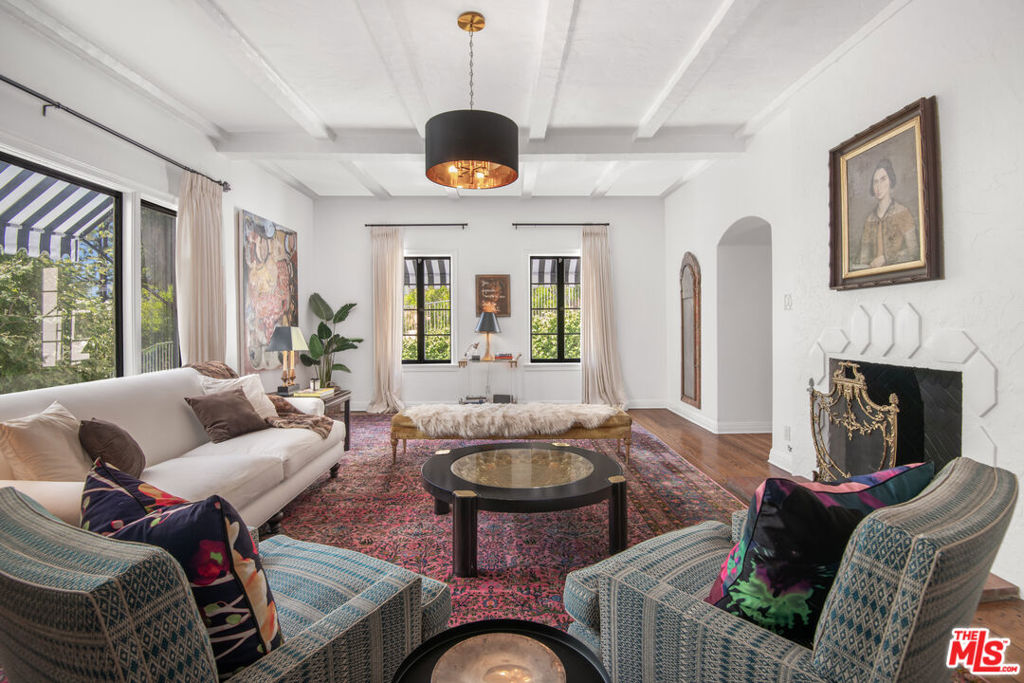 4803 Cromwell Avenue