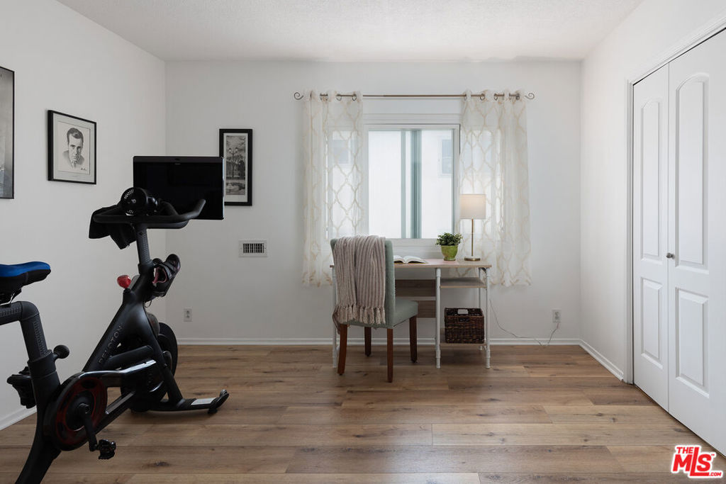 8155 Manitoba Street 13