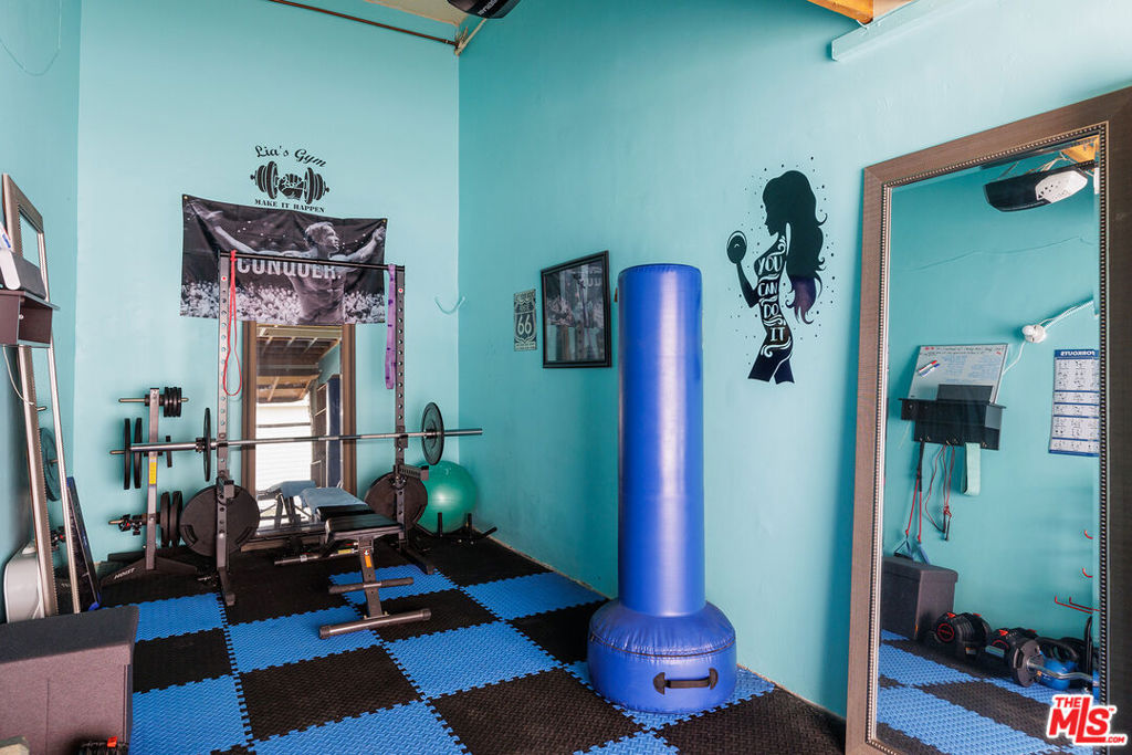 8155 Manitoba Street 13