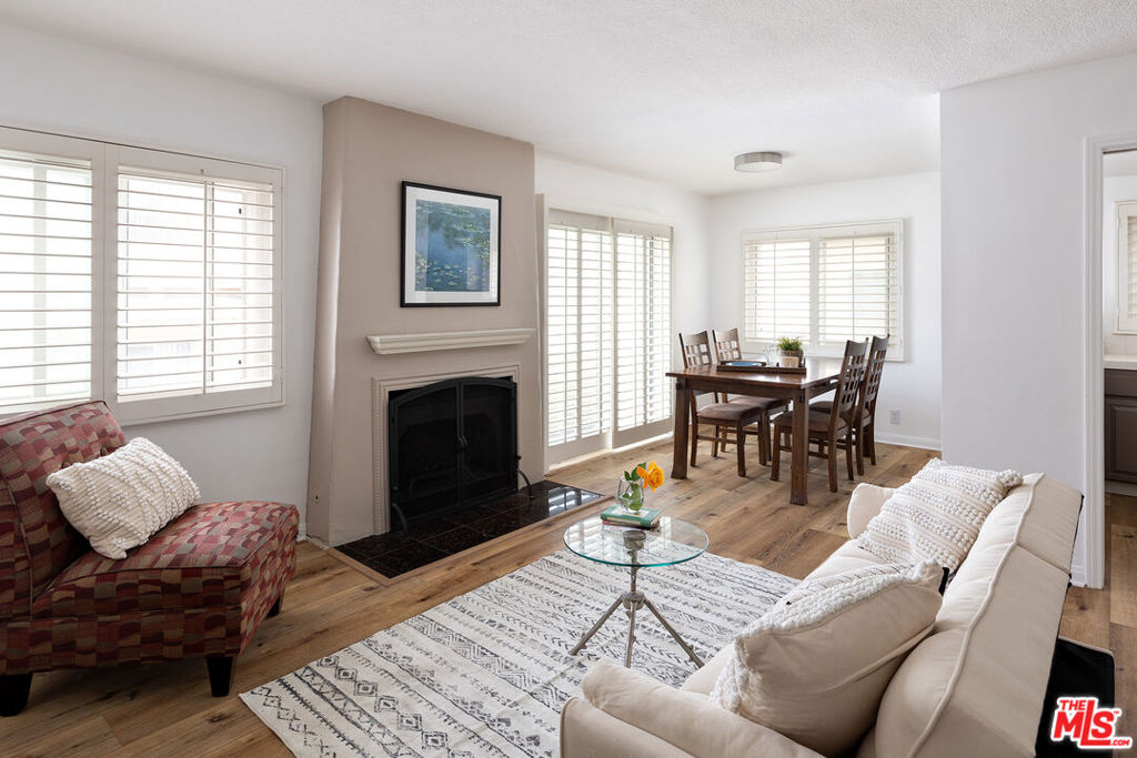 8155 Manitoba Street 13