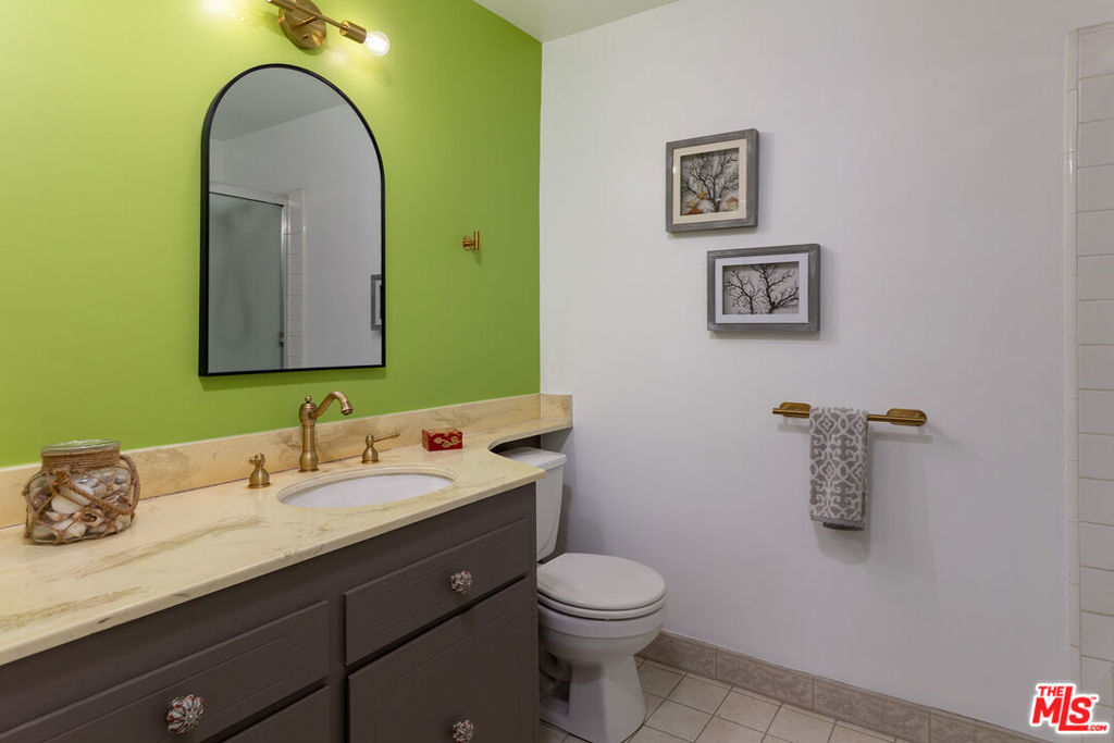 8155 Manitoba Street 13