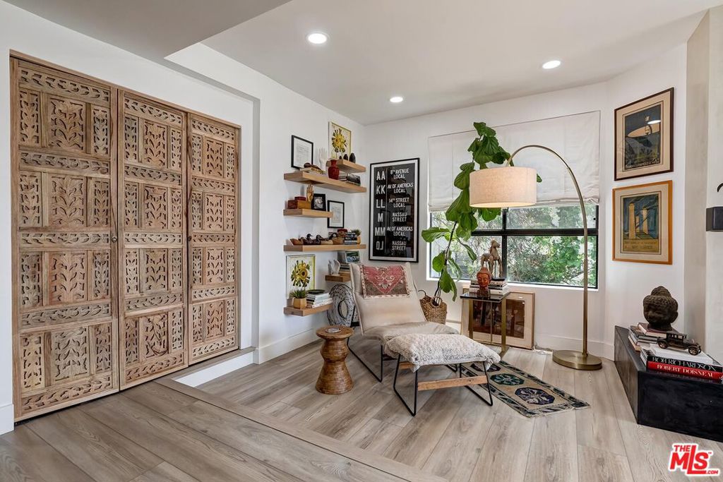 1412 N Crescent Heights Boulevard 106