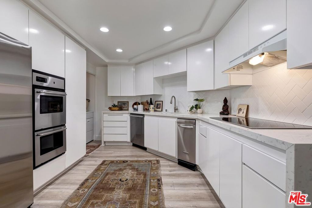 1412 N Crescent Heights Boulevard 106