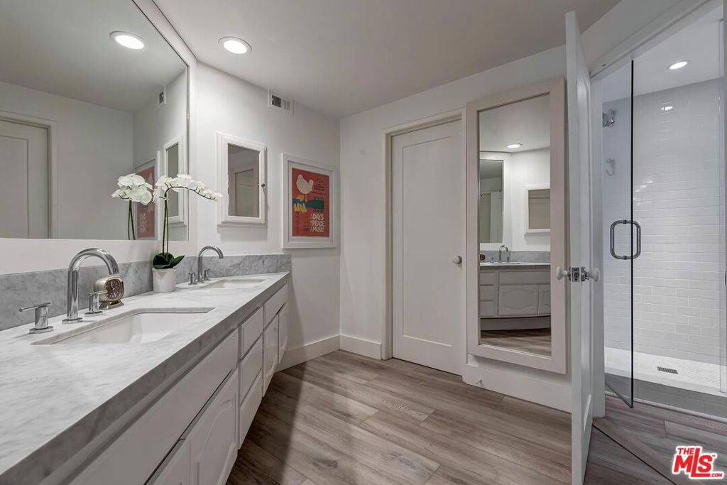 1412 N Crescent Heights Boulevard 106