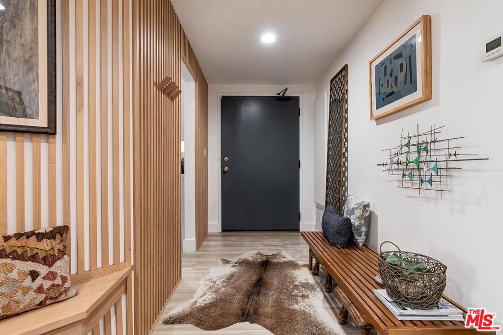 1412 N Crescent Heights Boulevard 106