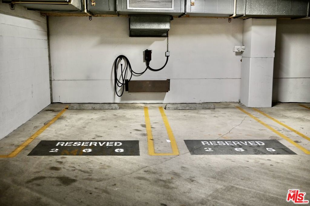 1100 Wilshire Boulevard 1709