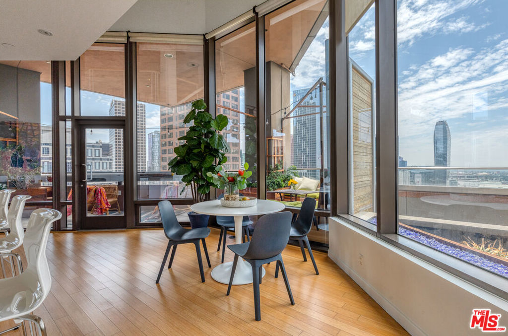 1100 Wilshire Boulevard 1709