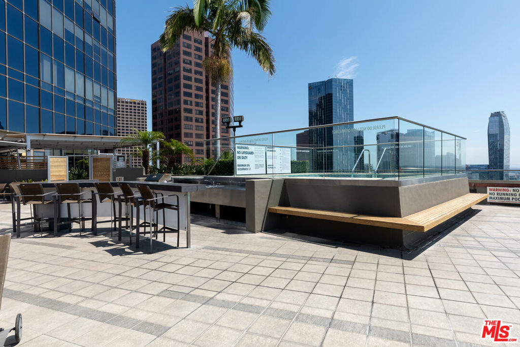 1100 Wilshire Boulevard 1709