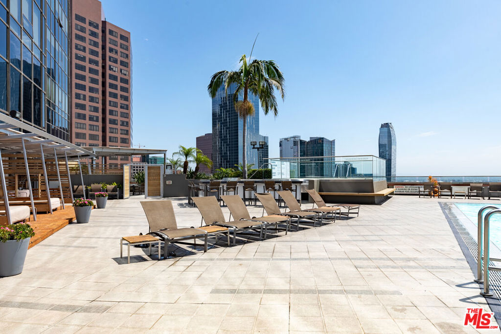 1100 Wilshire Boulevard 1709