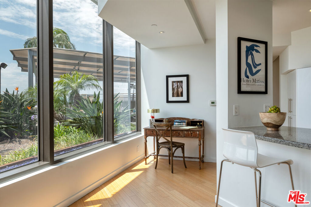 1100 Wilshire Boulevard 1709