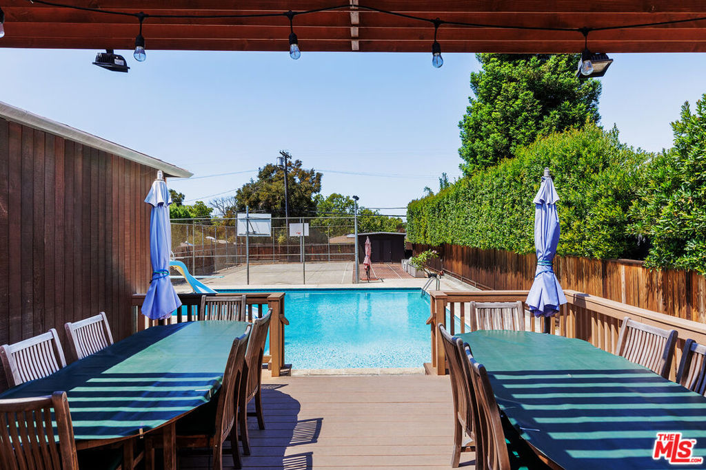 3407 Cabrillo Boulevard