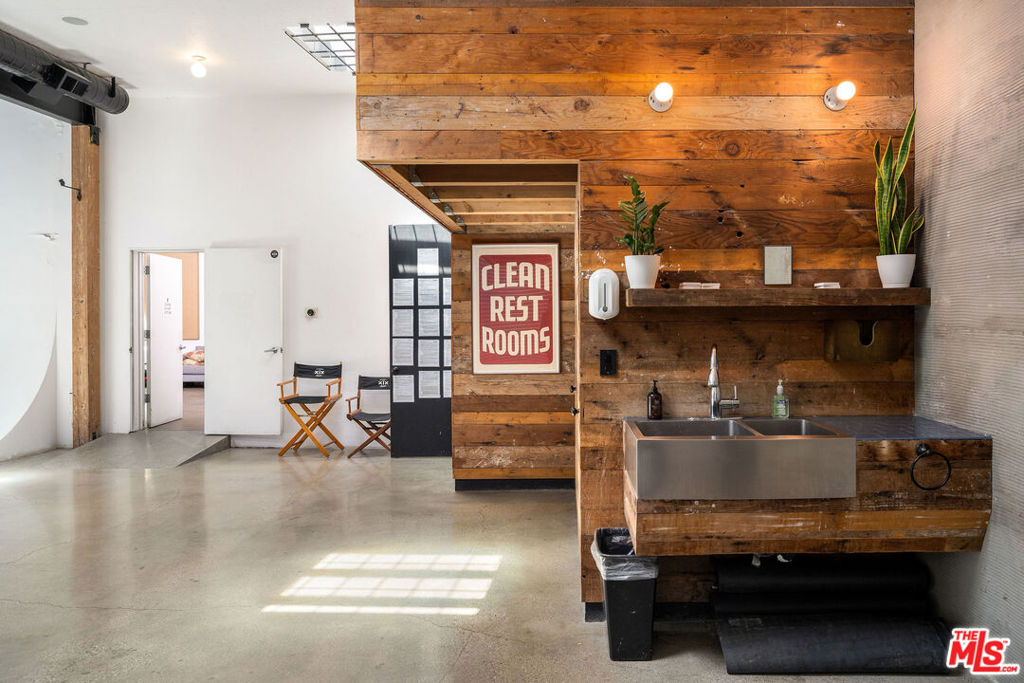 3650 Eagle Rock Boulevard