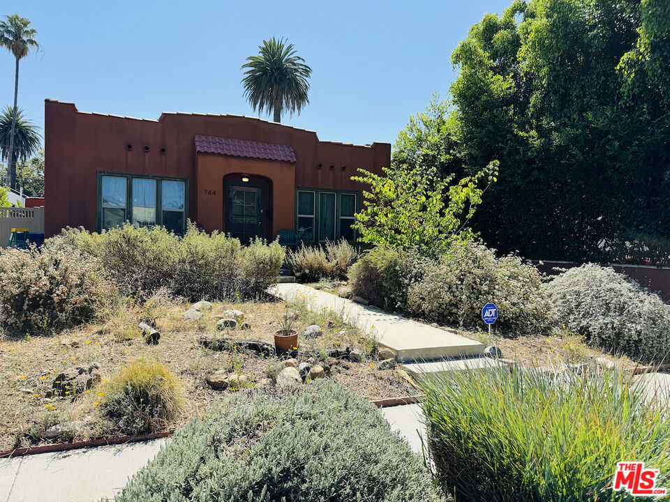 744 N Ogden Drive