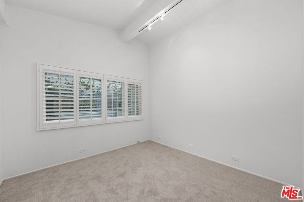 1234 Bienveneda Avenue