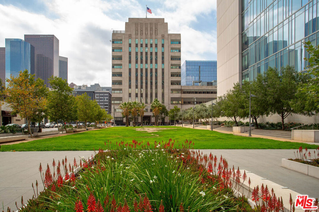 108 W 2nd Street 714