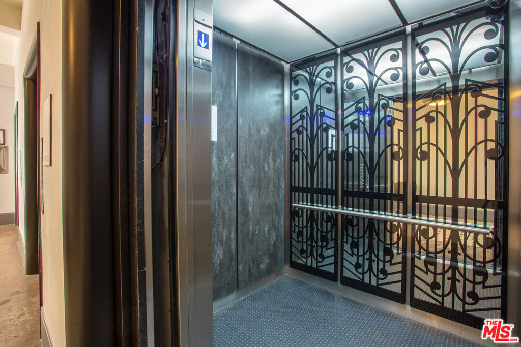 108 W 2nd Street 714