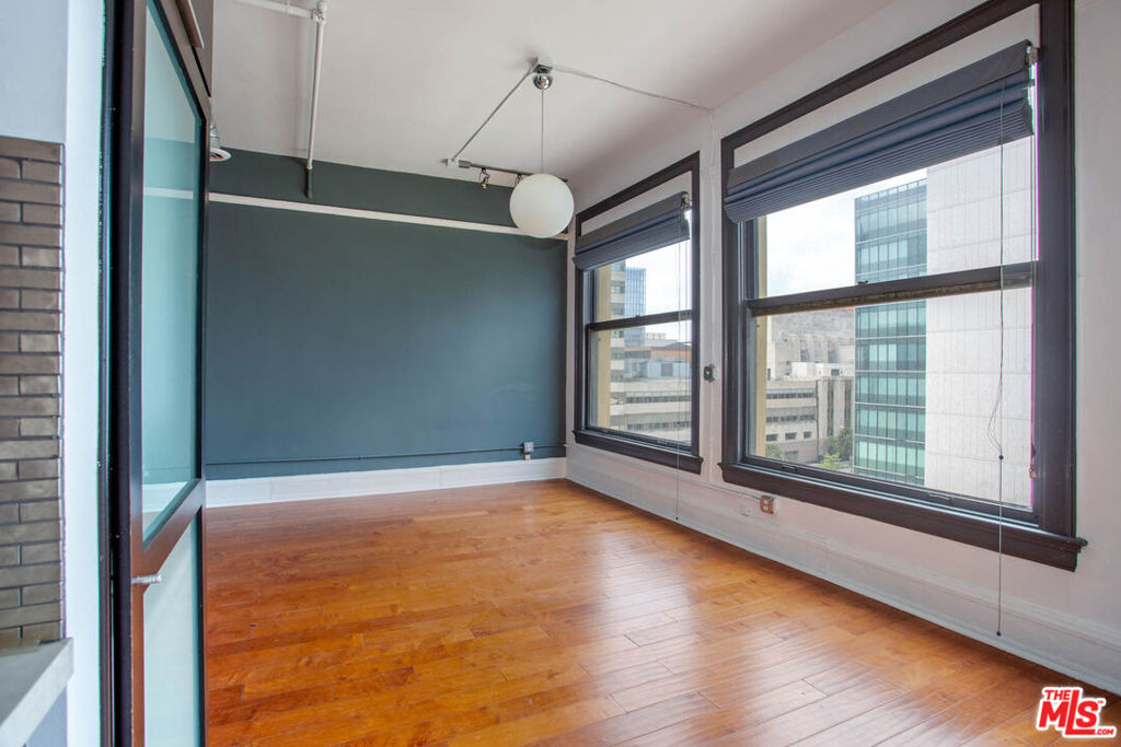 108 W 2nd Street 714