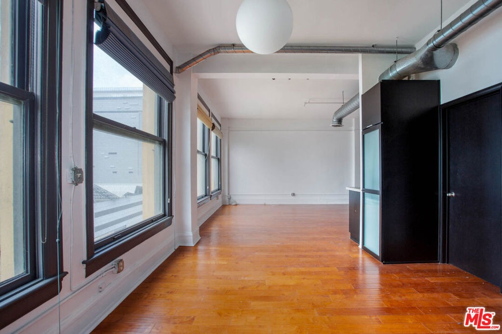 108 W 2nd Street 714