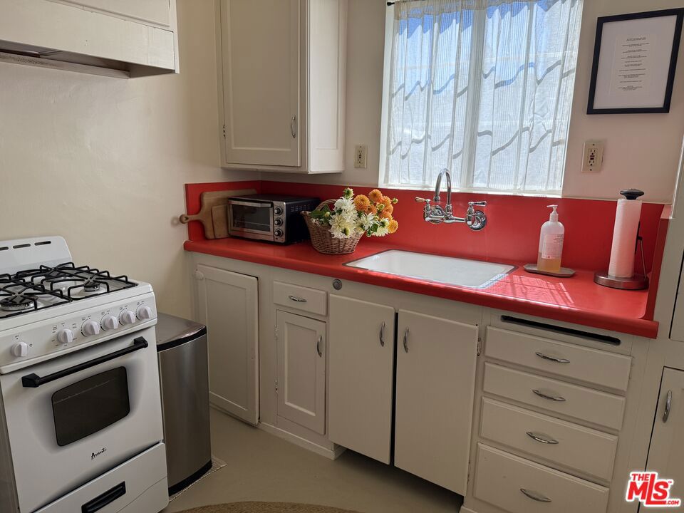 314 W Aliso Street A