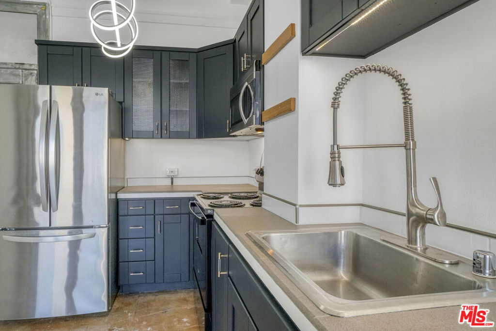 108 W 2nd Street 801